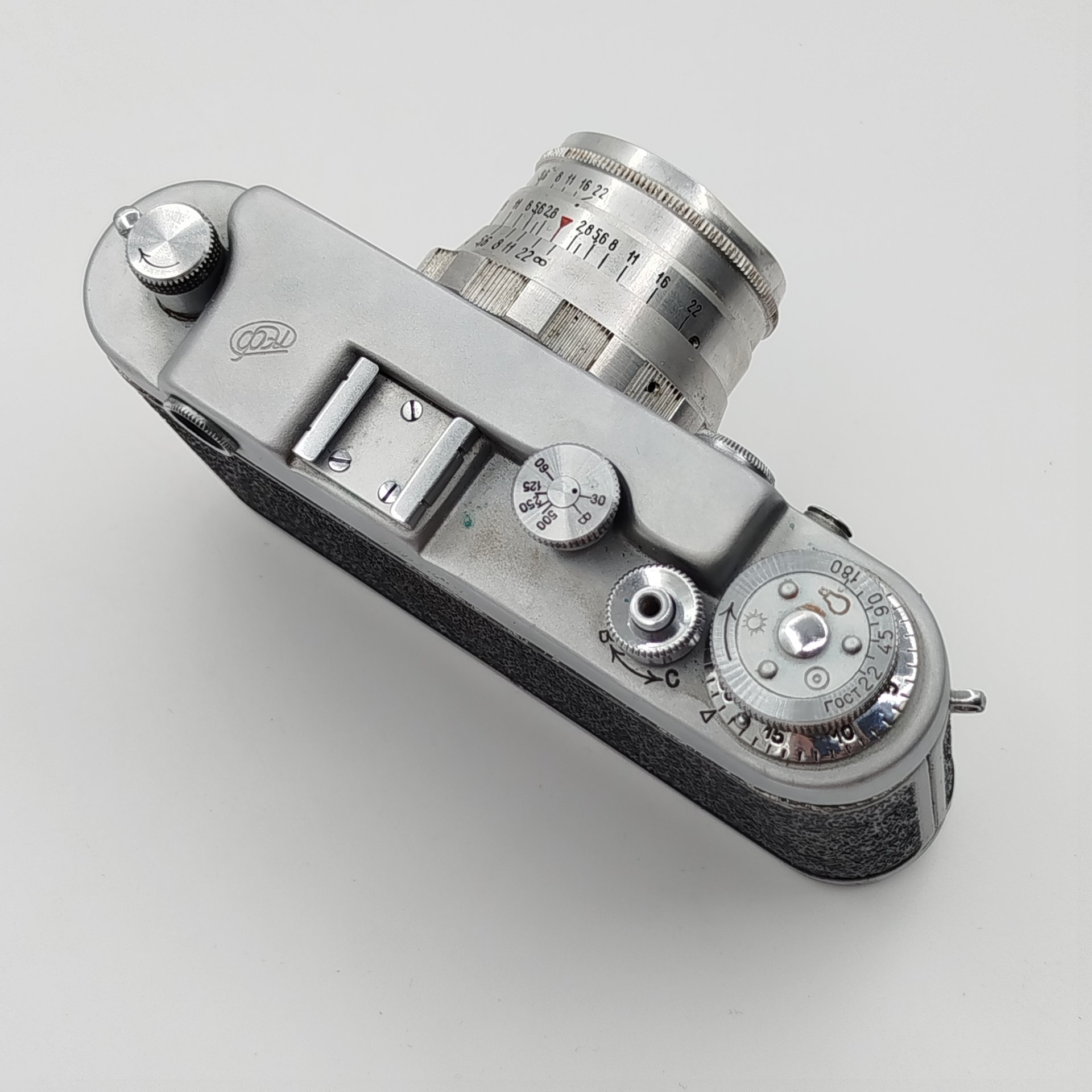 Фотоаппарат пленочный "ФЭД-2" с объективом "Индустар-26м" в оригинальном кофре, Харьковский машиностроительный завод им. Дзержинского (ФЭД)