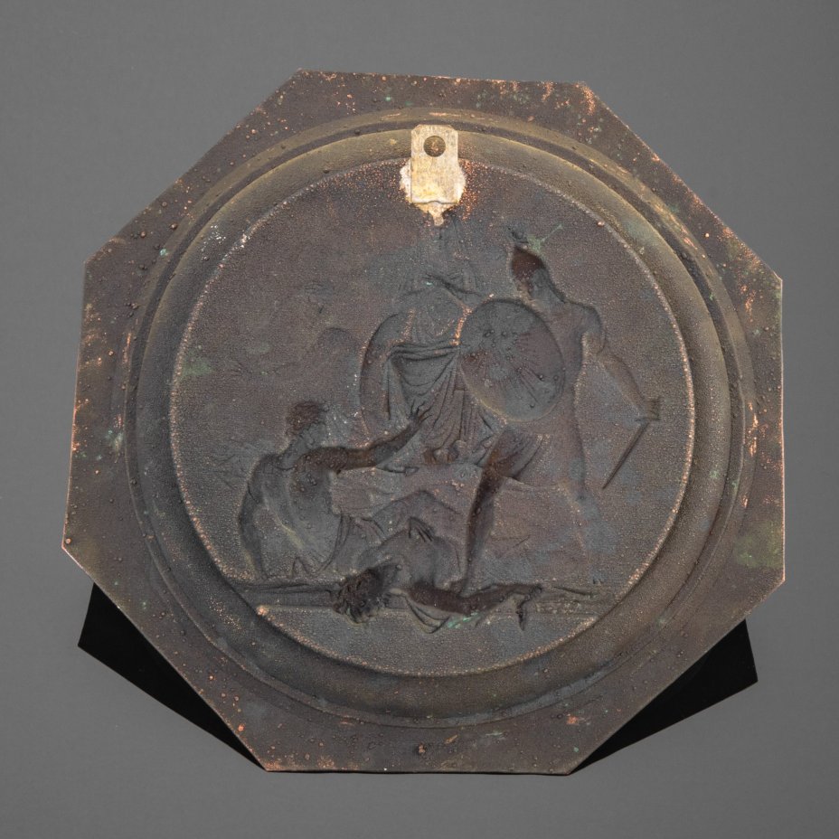 Настенное панно (медальон) "Освобождение Москвы 1812", автор Ф.П. Толстой