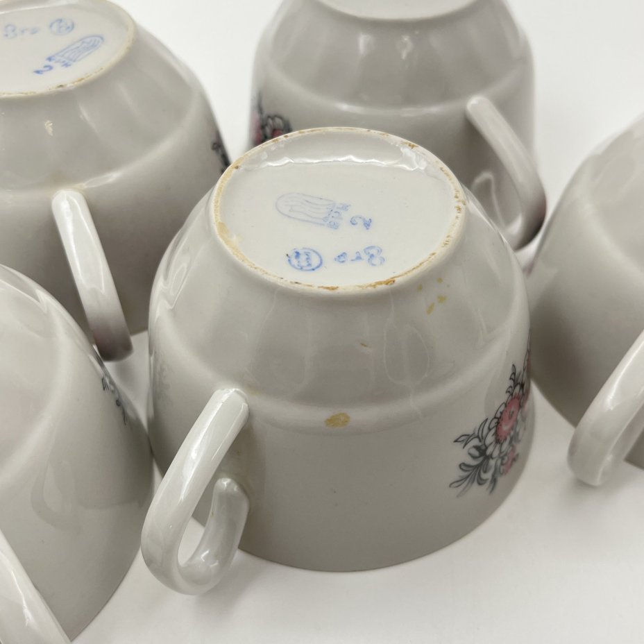 Набор из 5-ти чайных пар с цветочным декором, фарфор, деколь, золочение, Рижский фарфорово-фаянсовый завод, СССР, 1970-1980 гг.