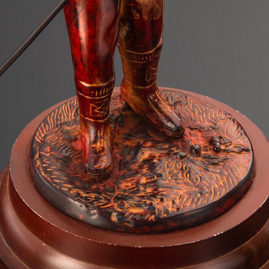 Скульптура "Гольфист" ("Игрок в гольф")