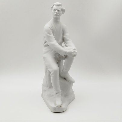 Статуэтка "Максим Горький", автор В.Г. Стамов,, бисквит, Ленинградский фарфоровый завод (ЛФЗ), СССР, 1950-1960 гг.
