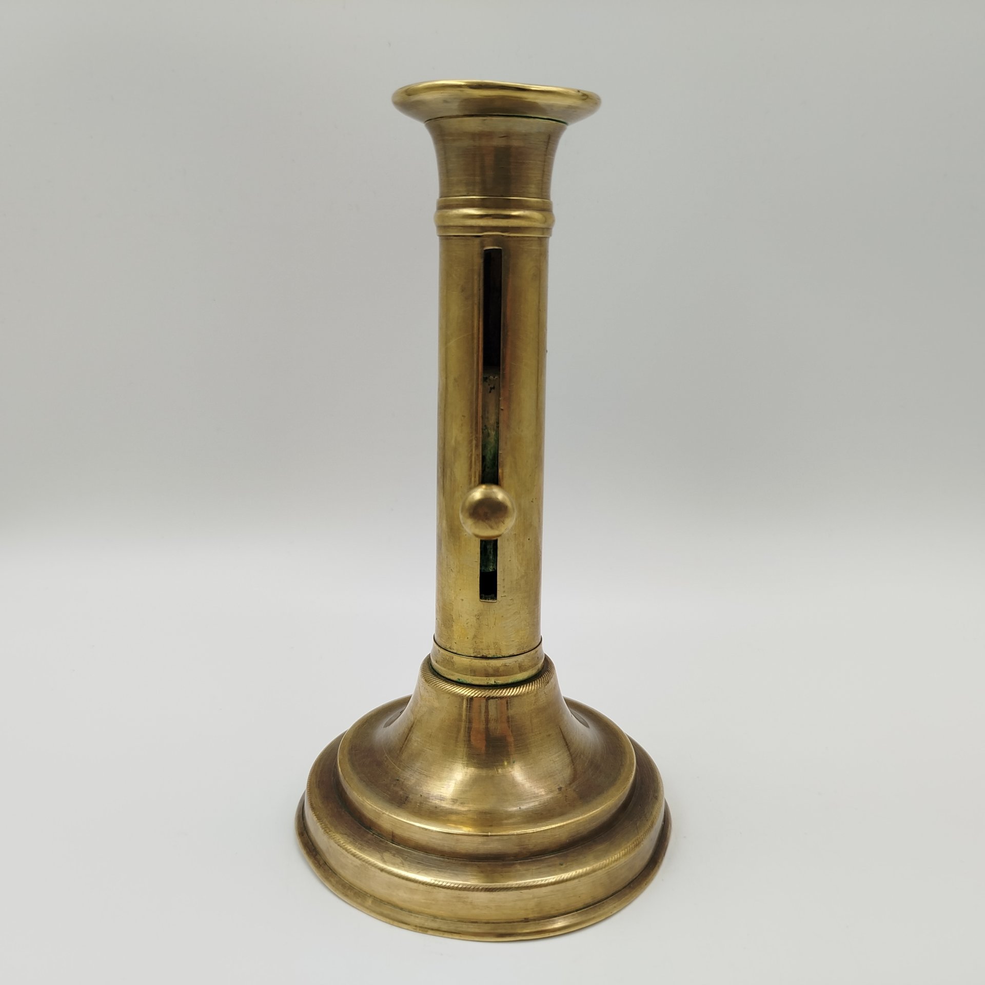 Подсвечник с подъемным механизмом, латунь, литье, Европа, 1950-1980 гг.
