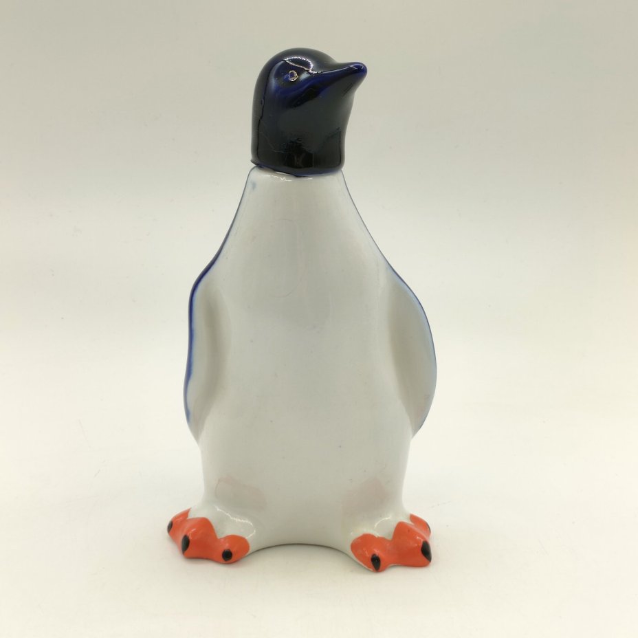 Штоф "Пингвин", скульптор Н.А. Кольцов, фарфор, кобальт, роспись, Ленинградский фарфоровый завод (ЛФЗ), СССР, 1963 г.
