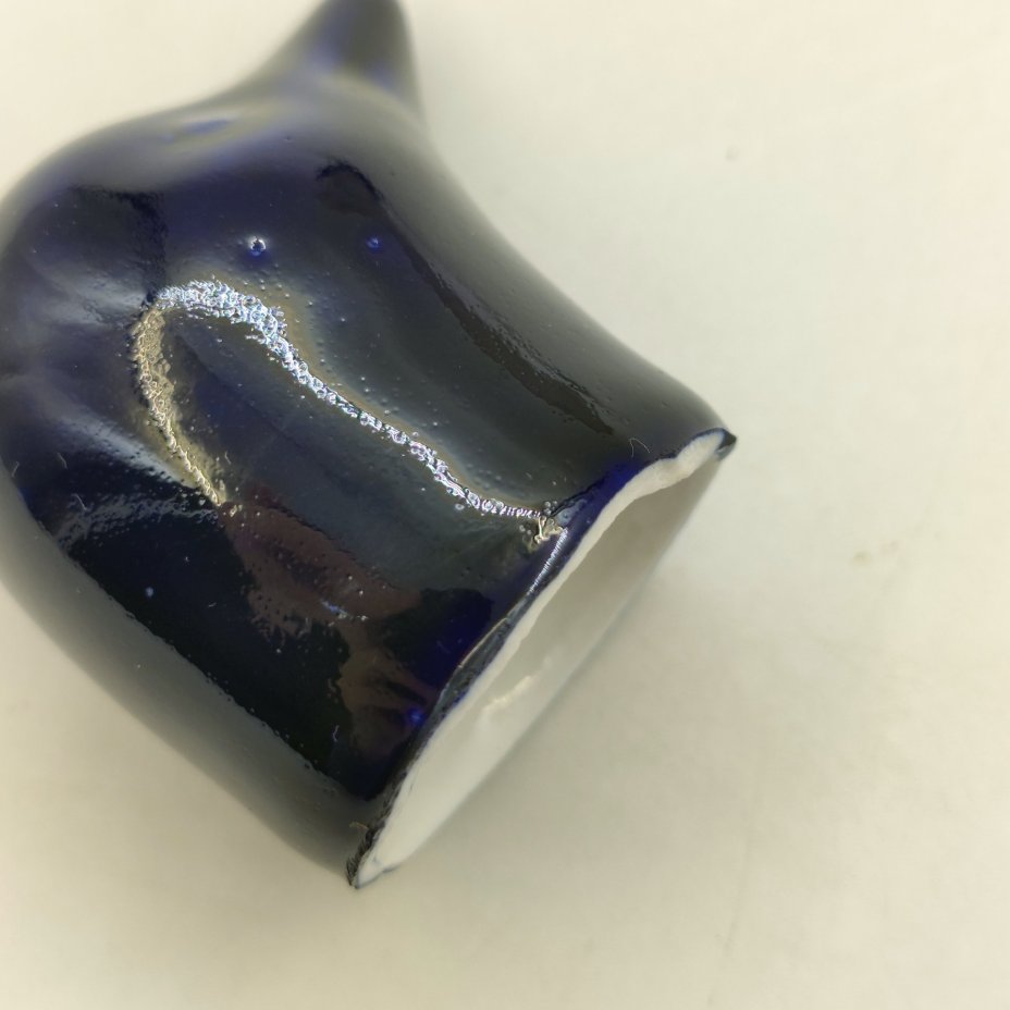 Штоф "Пингвин", скульптор Н.А. Кольцов, фарфор, кобальт, роспись, Ленинградский фарфоровый завод (ЛФЗ), СССР, 1963 г.