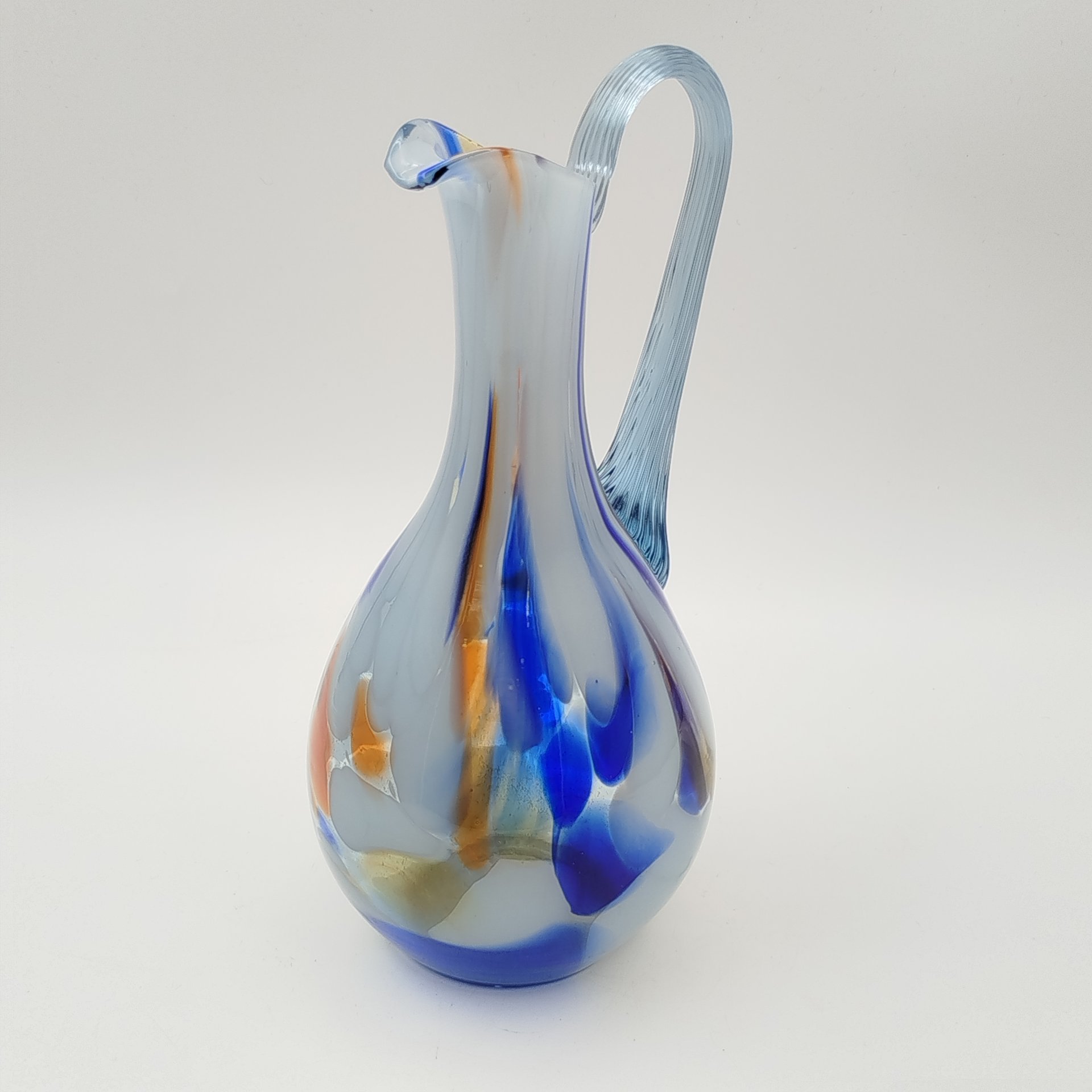 Кувшин с декором виде цветных полос и пятен, цветное стекло, гутная техника, СССР, 1970-1990 гг.