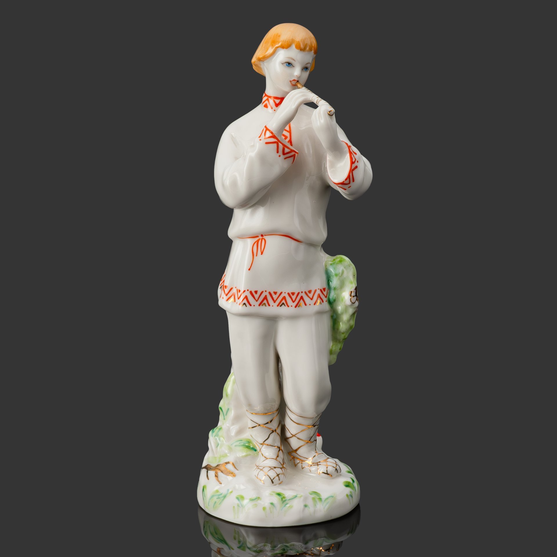 Статуэтка "Лель", скульптор Велихова С.Б., художник Григорьева Л.И.