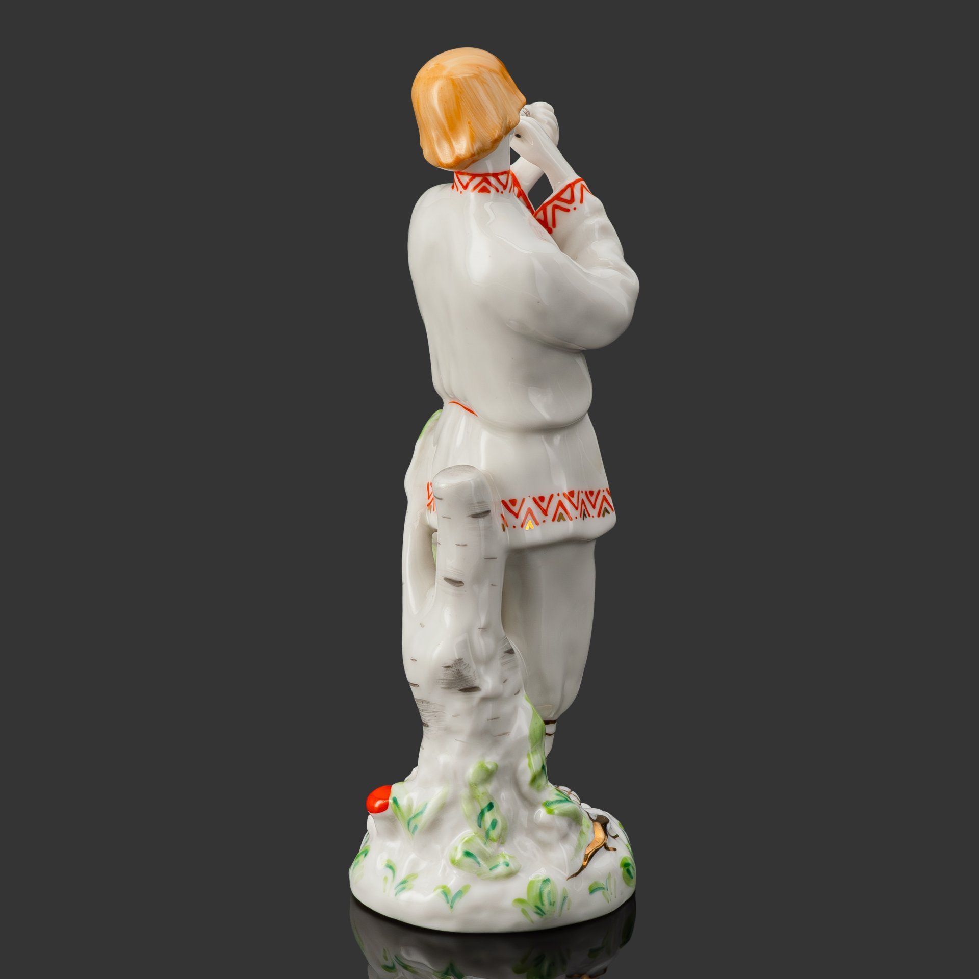 Статуэтка "Лель", скульптор Велихова С.Б., художник Григорьева Л.И.