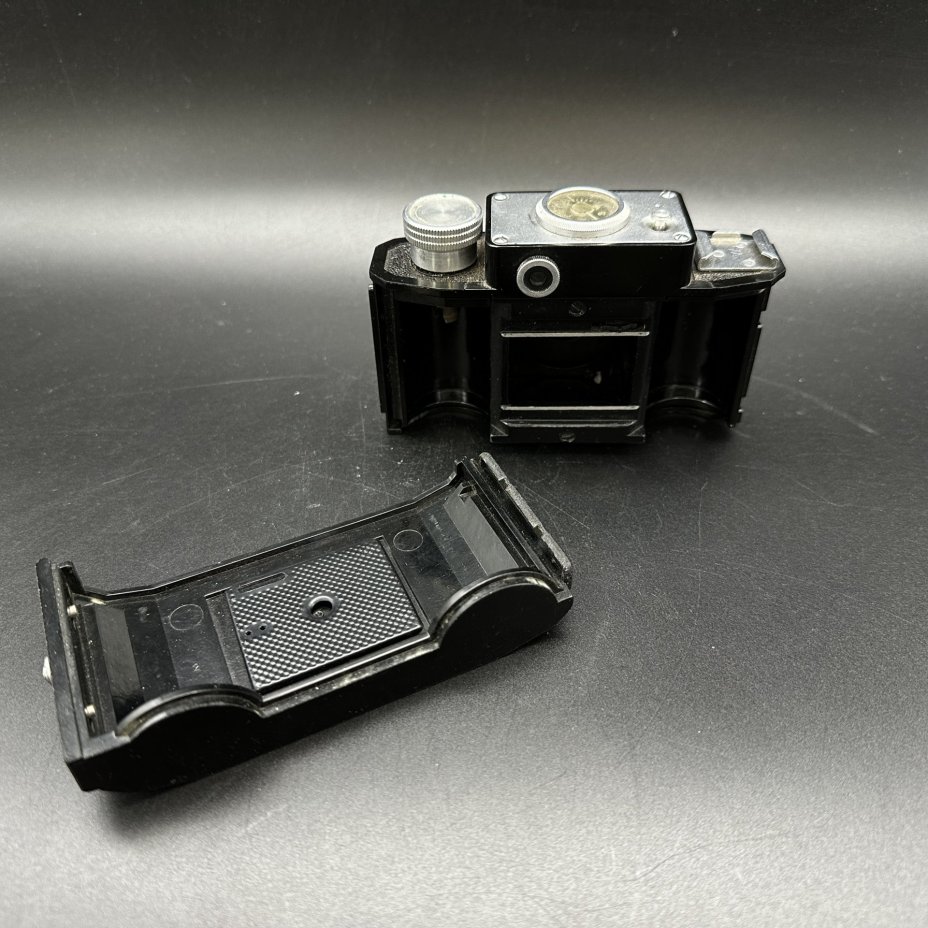 Фотоаппарат "Смена-2" в оригинальном кофре, Государственный оптико-механический завод имени ОГПУ (ГОМЗ)