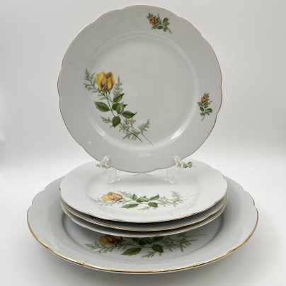 Набор обеденных тарелок с блюдом "Желтая роза" на 4 персоны, фарфор, деколь, золочение, Kahla, ГДР, 1970-1980 гг.