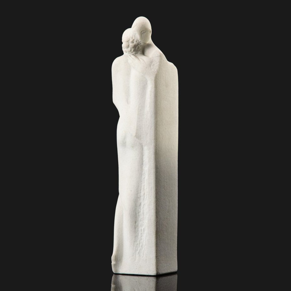 Скульптура в стиле постмодерн "Влюбленные", Marbell Stone Art, натуральный камень, (песчаник), резьба