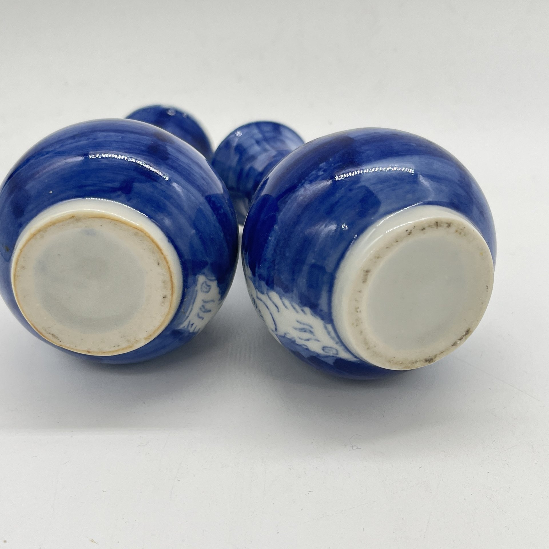 Парные вазочки с расписным цветочным декором, фарфор, роспись, Объединение «Гжель», СССР, 1970-1980 гг.