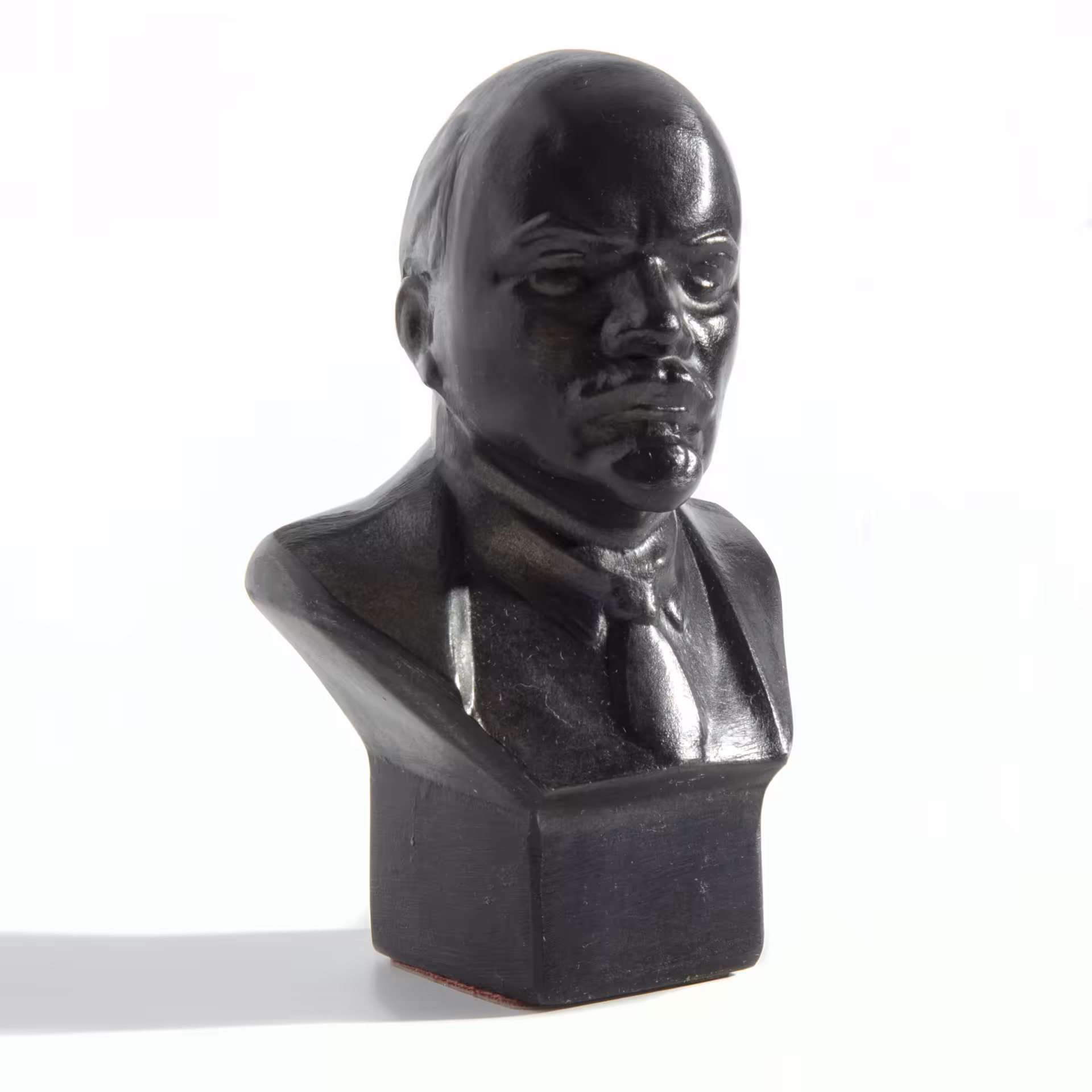 Статуэтка "Бюст В. И. Ленина" в оригинальной упаковке, Волгоградский опытный завод «Сувенир»