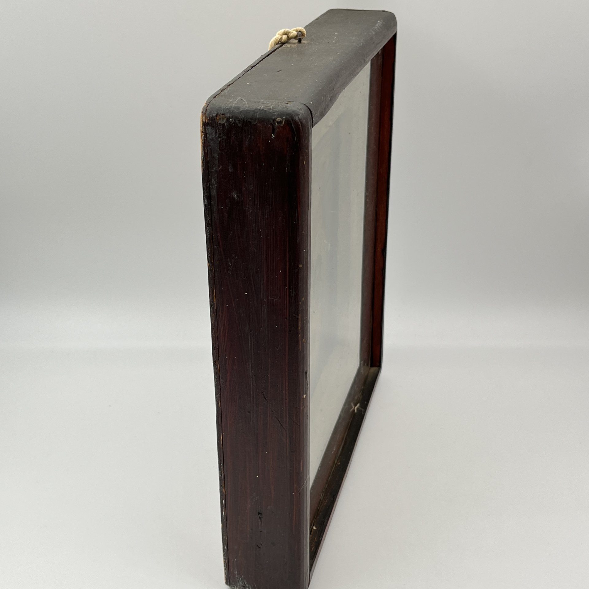 Икона в киоте "Образ Богородицы Казанской", дерево, хромолитография, стекло, Российская империя, 1900-1915 гг.