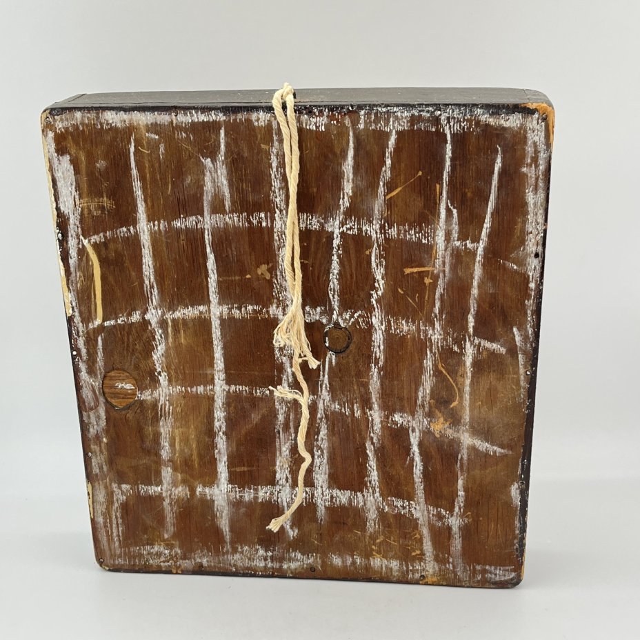 Икона в киоте "Образ Богородицы Казанской"