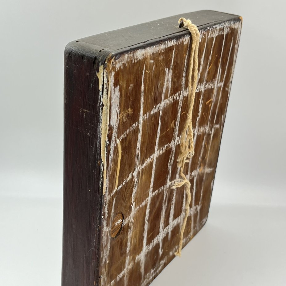 Икона в киоте "Образ Богородицы Казанской"