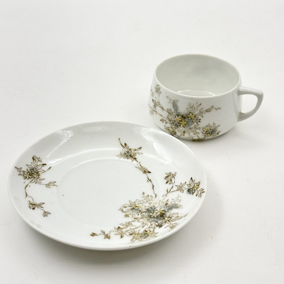 Пара кофейная с нежным цветочным декором, фарфор, деколь, подрисовка, Фарфоровая фабрика Гарднера, Российская империя, 1870-1910 гг.