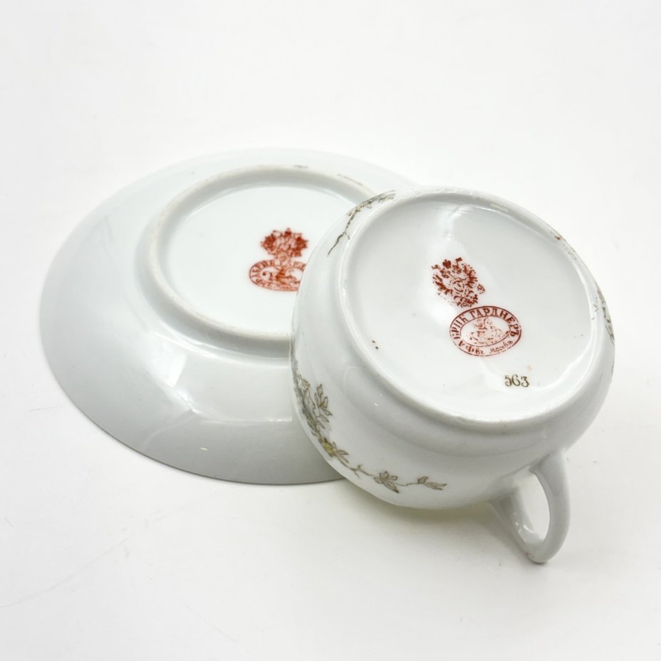 Пара кофейная с нежным цветочным декором, фарфор, деколь, подрисовка, Фарфоровая фабрика Гарднера, Российская империя, 1870-1910 гг.