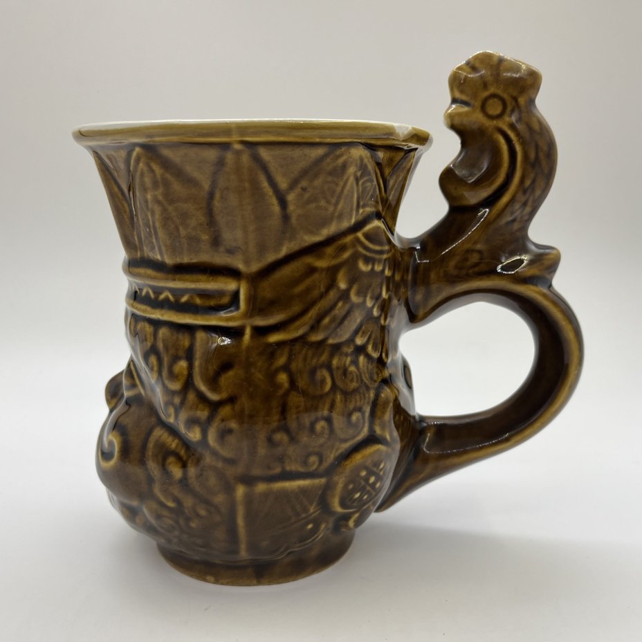 Кружка пивная с фигурной ручкой "Царь Дадон", керамика, цветные поливы, Московский завод «Изолятор», СССР, 1970-1980 гг.