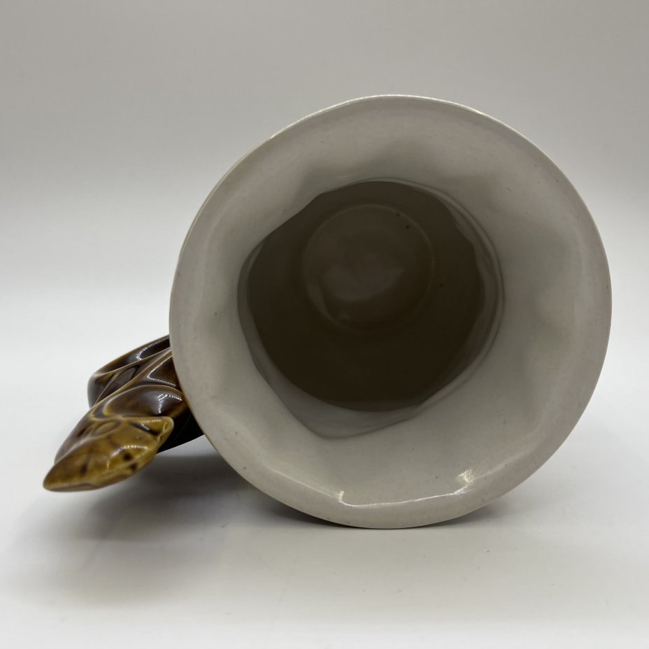 Кружка пивная с фигурной ручкой "Царь Дадон", керамика, цветные поливы, Московский завод «Изолятор», СССР, 1970-1980 гг.