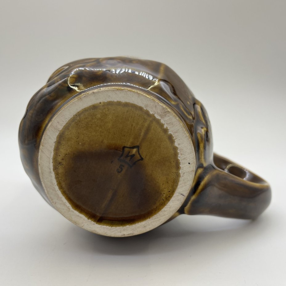 Кружка пивная с фигурной ручкой "Царь Дадон", керамика, цветные поливы, Московский завод «Изолятор», СССР, 1970-1980 гг.