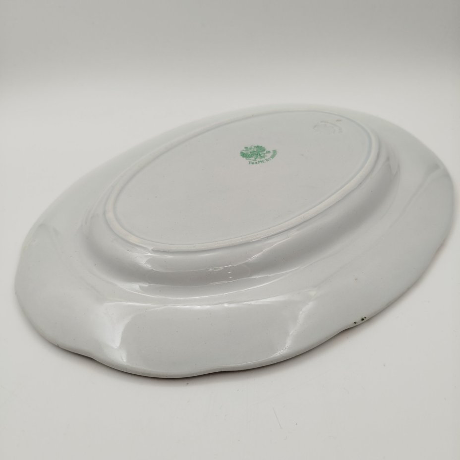 Набор из блюда, террины (без крышки) с зеленым кантом, фаянс, крытье, золочение, Товарищество М.С. Кузнецова, Российская империя, 1890-1917 гг.