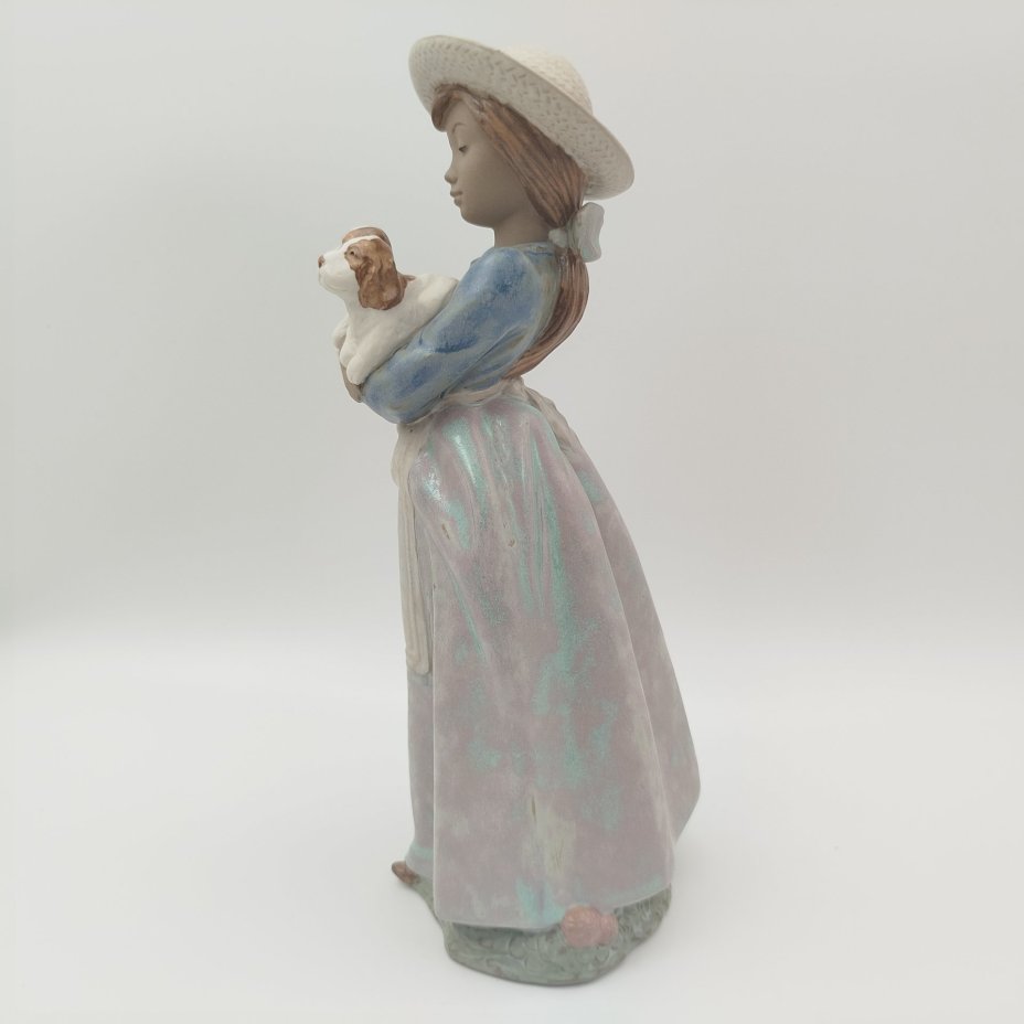 Статуэтка "Девочка с щенками", скульптор Vicente Martinez, фарфор, роспись, NAO Porcelain, Испания, 1993 г.