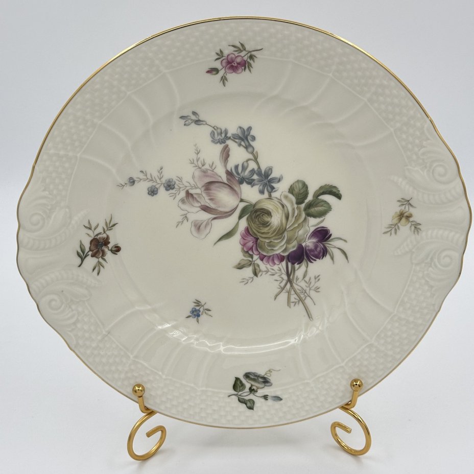 Блюдо с фигурными краями и цветочным декором, Royal Copenhagen