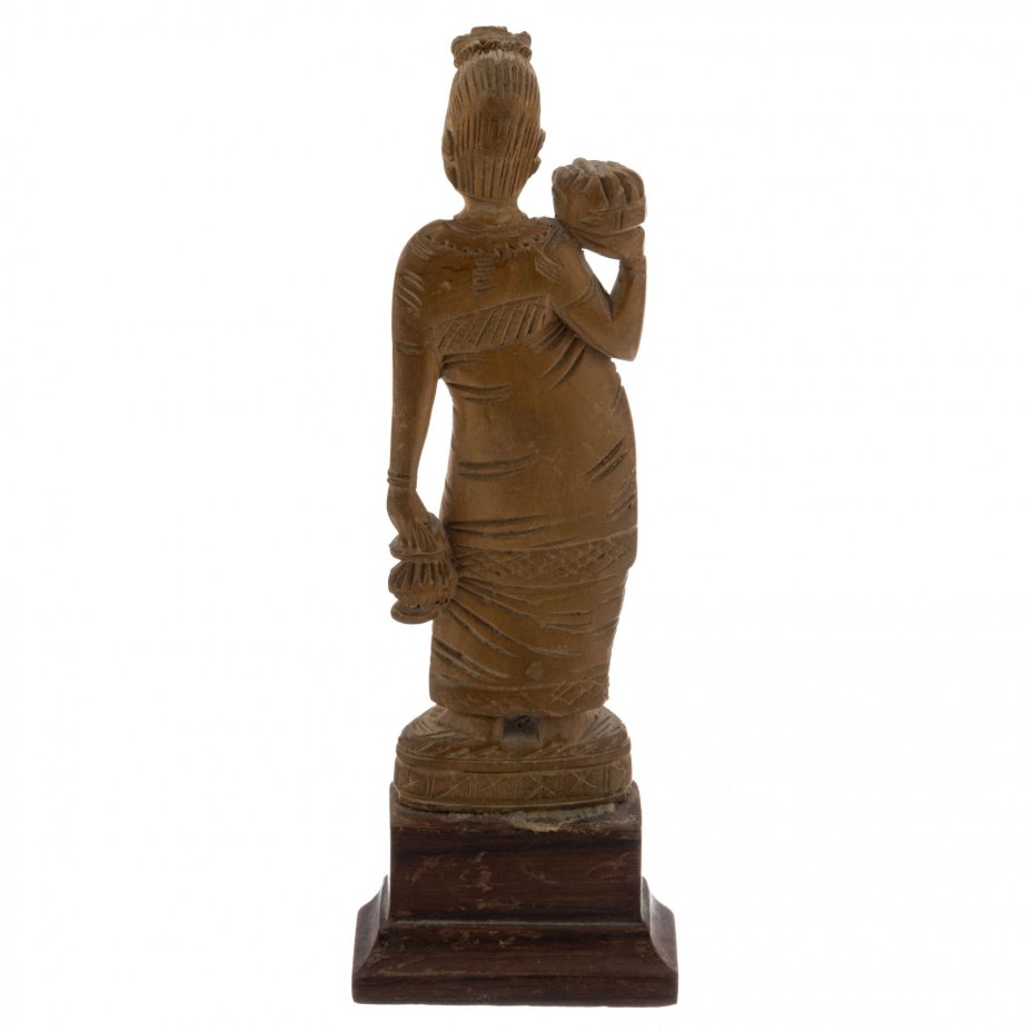 Статуэтка "Индианка", дерево, резьба, Индия, 1970-1990 гг.