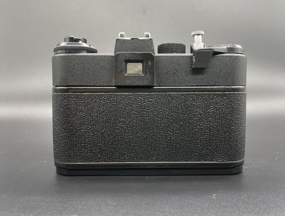 Фотоаппарат "Зенит-ЕТ" с объективом "Гелиос 44-2" в оригинальном кофре, Красногорский механический завод (КМЗ)