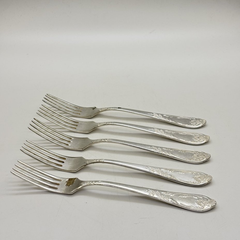 Набор столовых вилок с растительным декором на 5 персон, мНЦ (медь-никель-цинк), Вольнянский завод столовых приборов им. Шевченко (ЗiШ, ЗиШ), СССР, 1960-1990 гг.