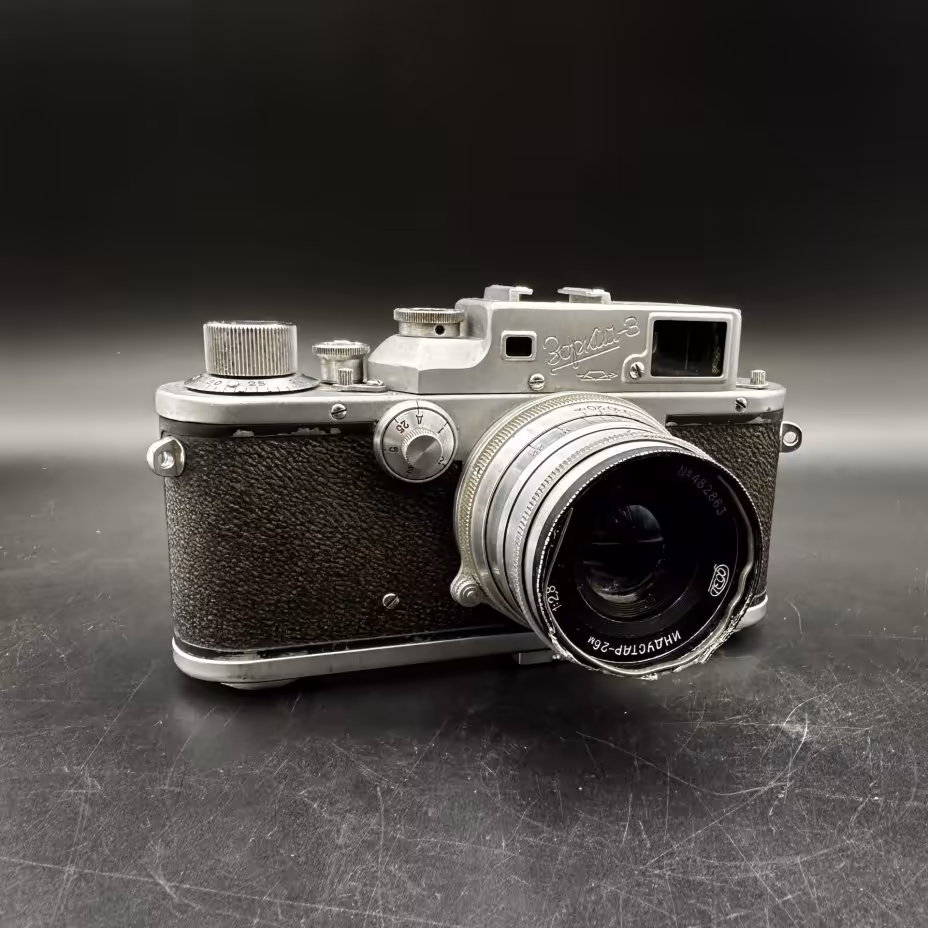 Фотоаппарат не рабочий "Зоркий-3" с объективом "Индустар-26м", с кофром, Красногорский механический завод (КМЗ)