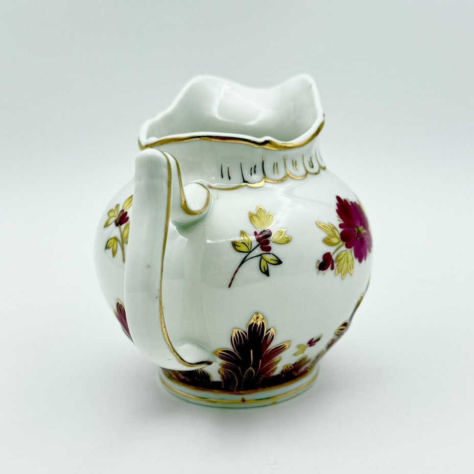 Молочник из сервиза "Барбарис", автор Е.П. Смирнов, фарфор, роспись, золочение, Дмитровский фарфоровый завод (ДФЗ Вербилки), СССР, 1954-1965 гг., Дмитровский фарфоровый завод (ДФЗ Вербилки)