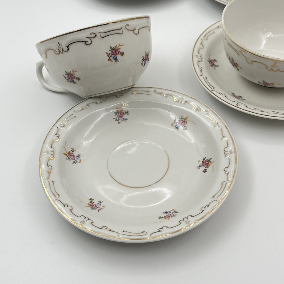 Набор из четырех чайных пар с цветочным декором, фарфор, деколь, золочение, Дулевский фарфоровый завод (Дулёво), СССР, 1956 г.