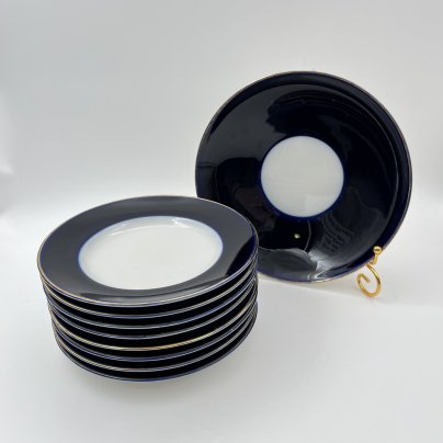 Набор из 8-ми десертных тарелок и блюда кобальтового оттенка, фарфор, крытье, золочение, Ленинградский фарфоровый завод (ЛФЗ), СССР, 1950-1960 гг.