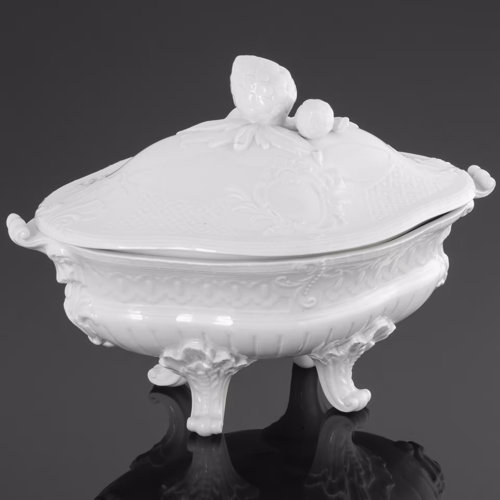 Террина (для сервировки горячих блюд) барочной формы, Meissen (Мейсенский фарфор)