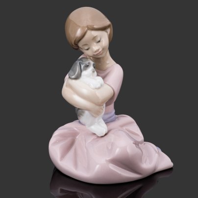 Статуэтка "Девочка со щенком", NAO Porcelain