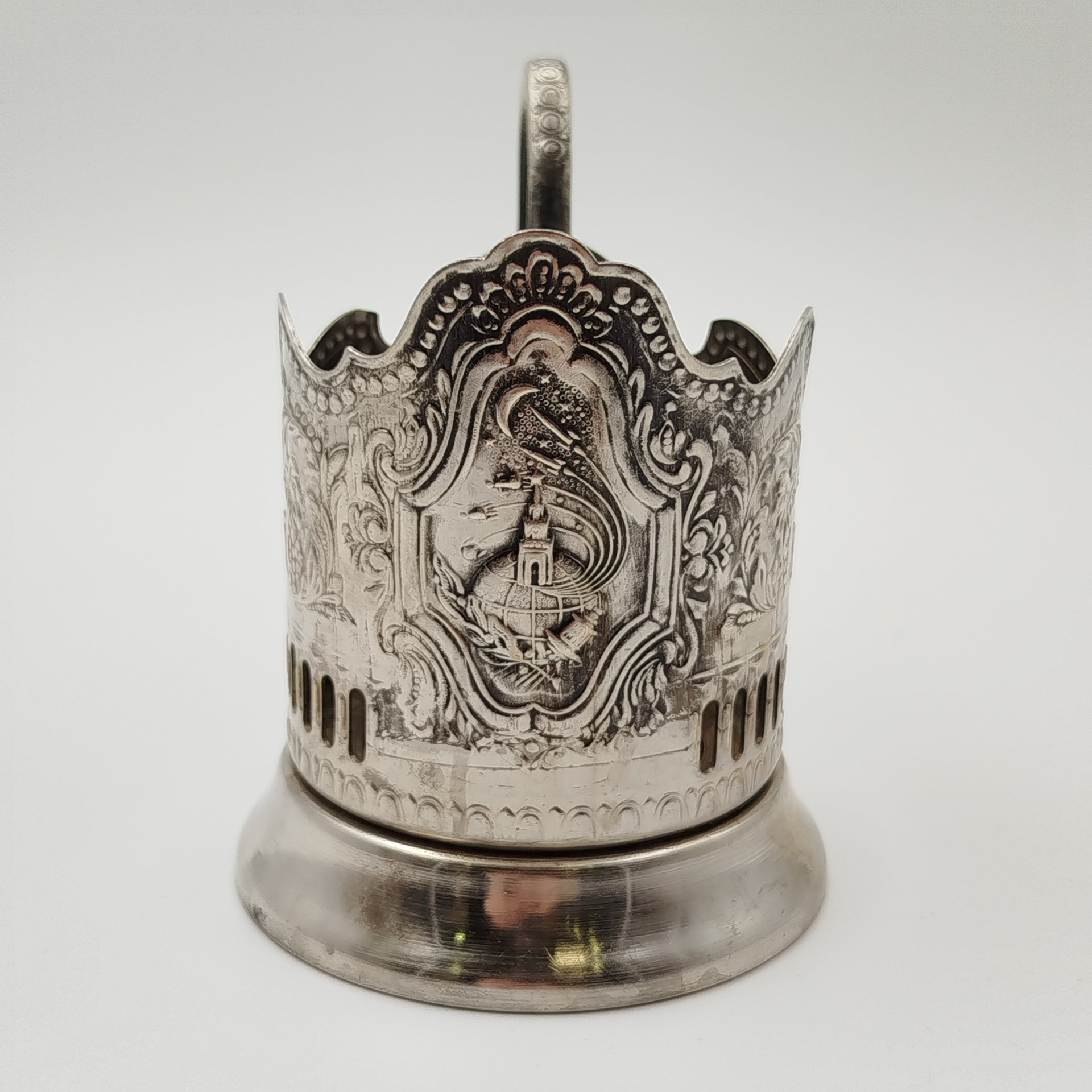 Подстаканник "Советский космос", мНЦ (медь-никель-цинк), Кольчугинский завод цветных металлов, СССР, 1960-1980 гг.