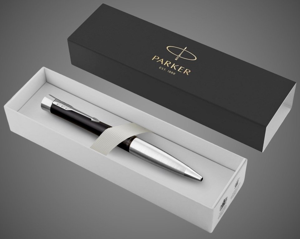 Шариковая ручка Parker Urban (матовый черный лак) Muted Black Chrome Trim, стержень: M, цвет чернил: blue/black, в подарочной упаковке., Лаки и смолы: лак, латунь, хром