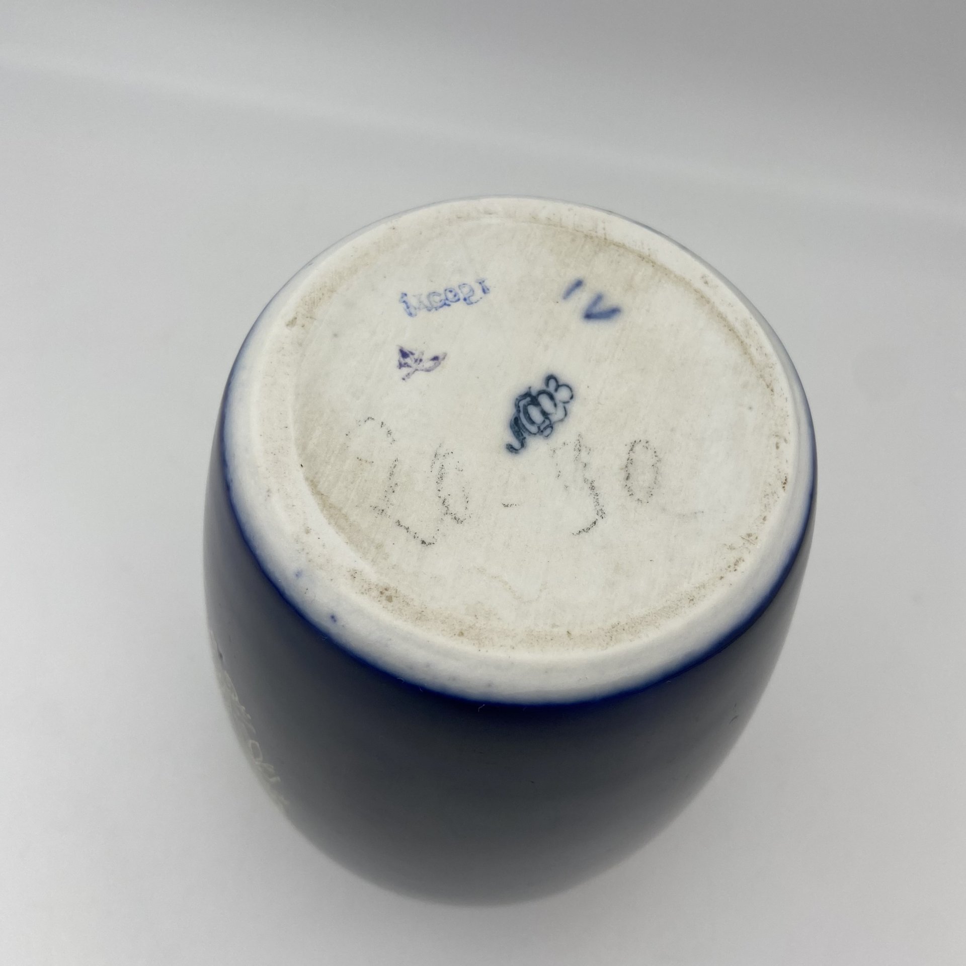 Ваза "Два букета", фарфор, крытье кобальтом, золочение, Ленинградский фарфоровый завод (ЛФЗ), СССР, 1950-1960 гг.