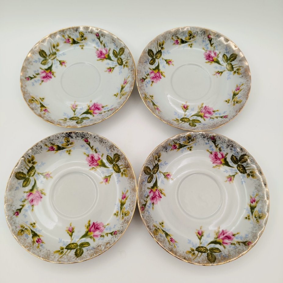 Набор чайных пар с цветочным декором на 4 персоны (в подборе), фарфор, люстр, деколь, золочение, Chodziez, Польша, 1970-1990 гг.