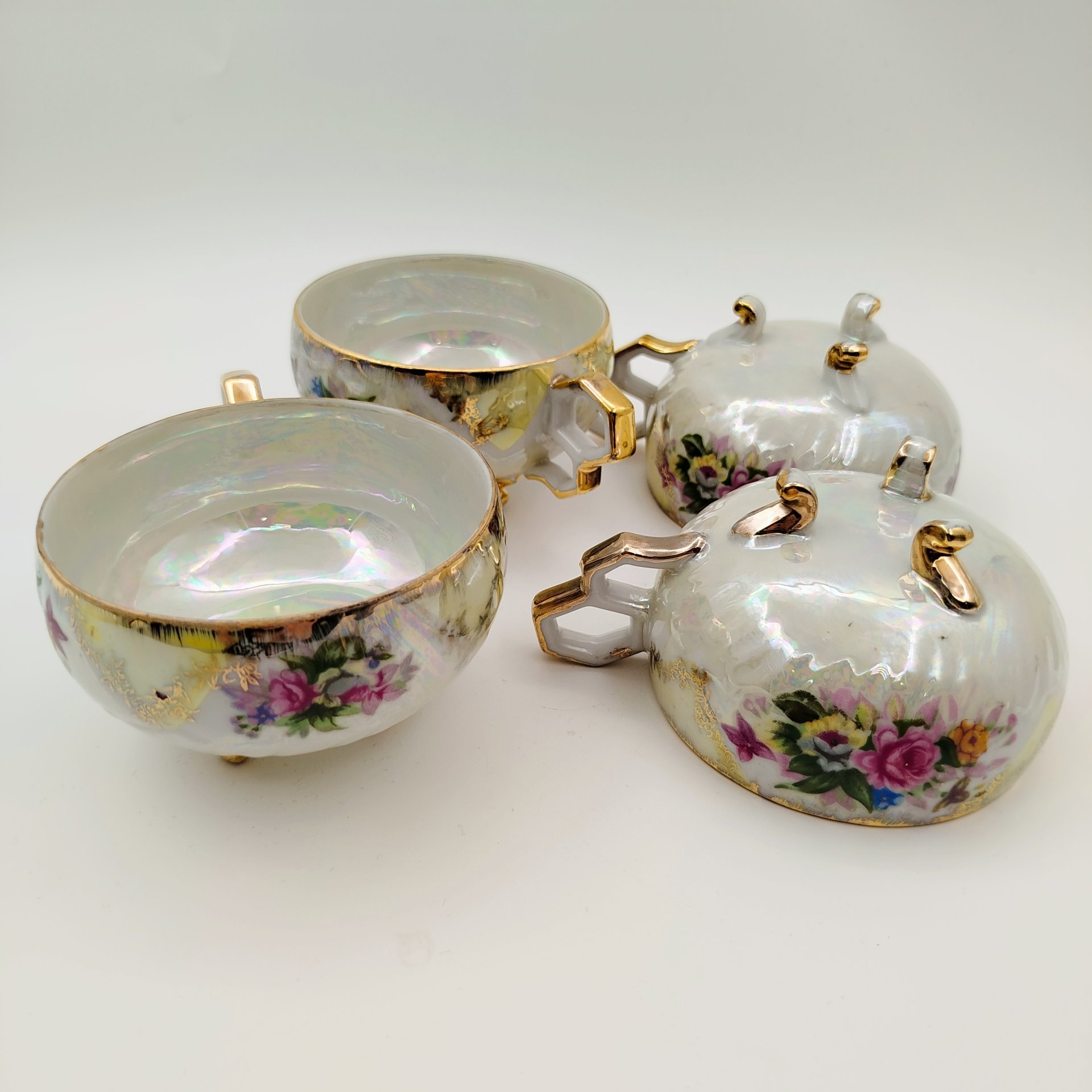 Набор чайных пар с цветочным декором на 4 персоны (в подборе), фарфор, люстр, деколь, золочение, Chodziez, Польша, 1970-1990 гг.
