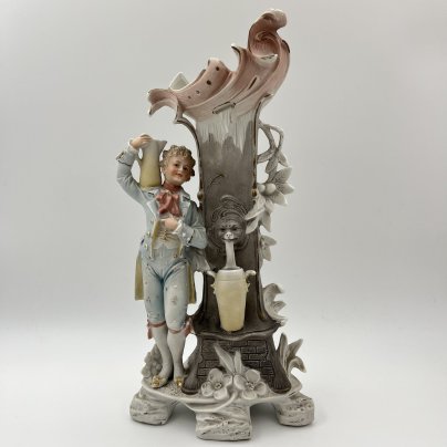 Статуэтка (ваза) "Мальчик у фонтана", бисквит, роспись, золочение, Carl Schneiders Erben, Германия, 1880-1900 гг.