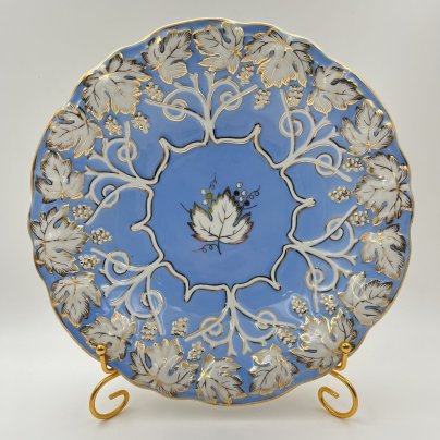 Блюдо сервировочное "Виноград", фарфор, крытье, золочение, Дулевский фарфоровый завод (Дулёво), СССР, 1956 г.