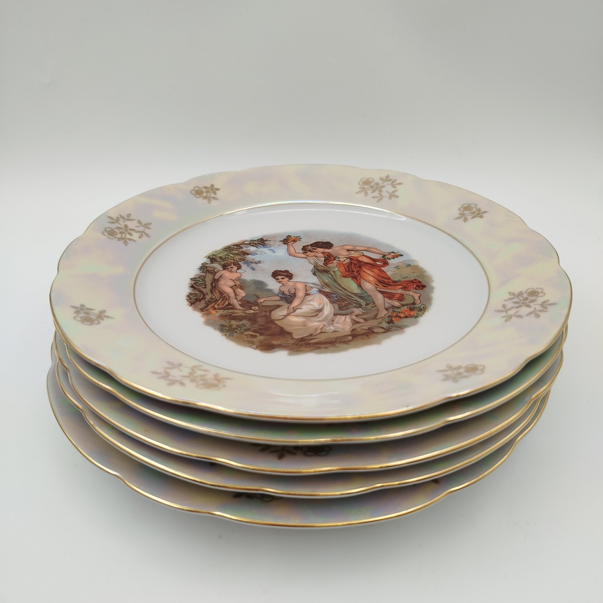 Набор из 5 обеденных тарелок "Мадонна", фарфор, деколь, люстр, золочение, Kahla, ГДР, 1960-1980 гг.