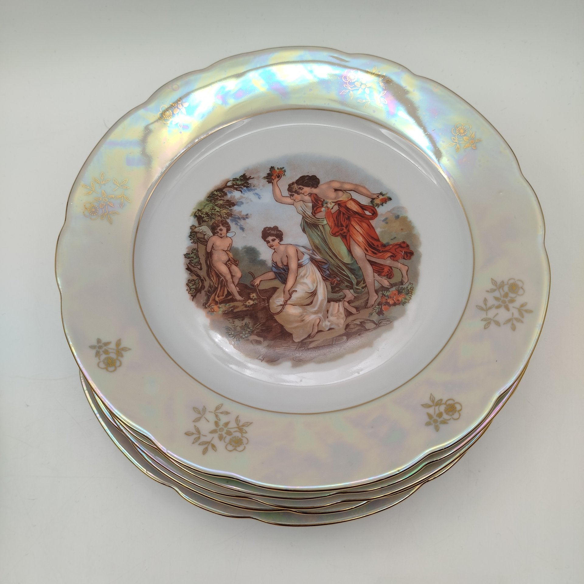 Набор из 5 обеденных тарелок "Мадонна", фарфор, деколь, люстр, золочение, Kahla, ГДР, 1960-1980 гг.