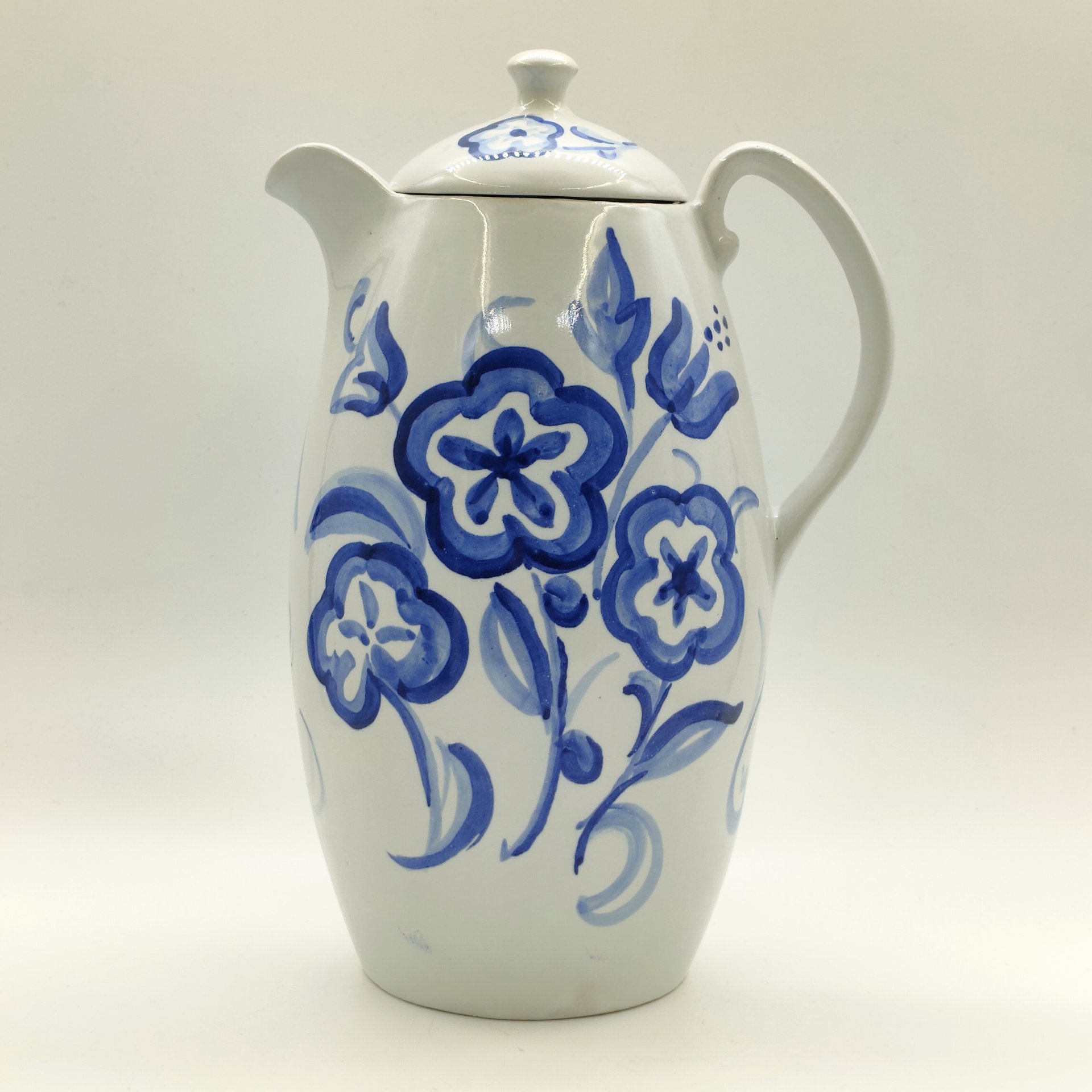 Кувшин с цветочным декором, фарфор, роспись, СССР, 1970-1990 гг.