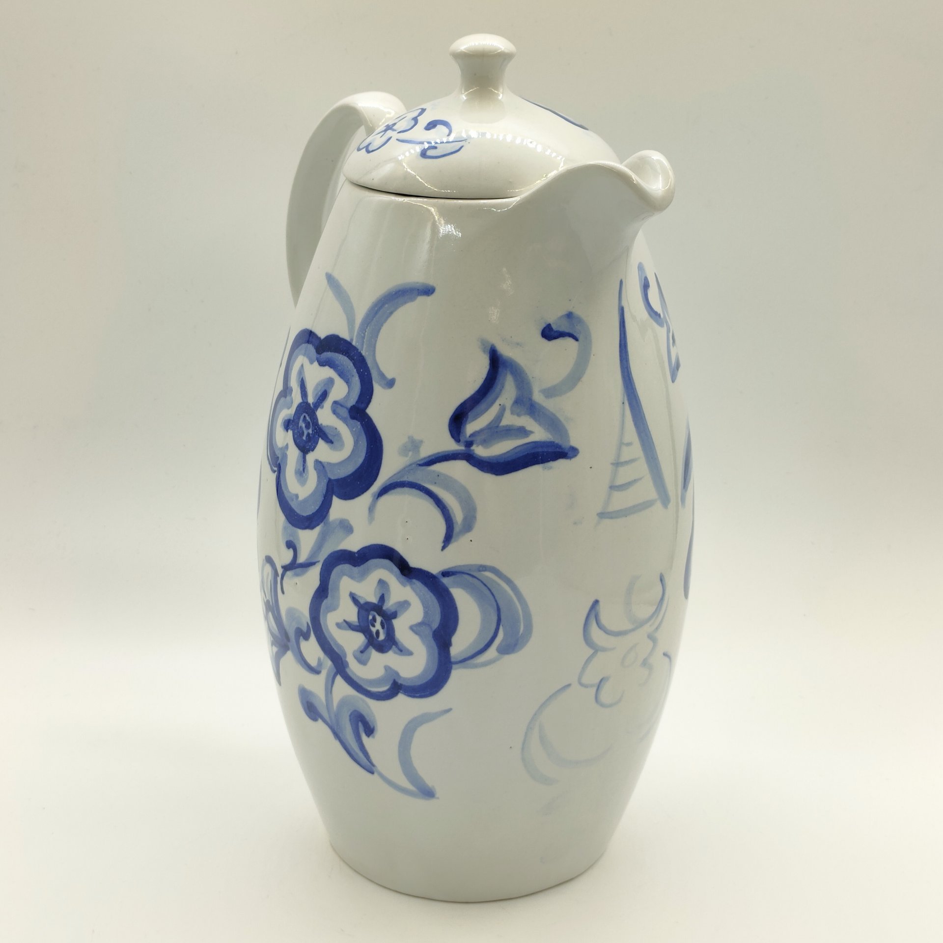 Кувшин с цветочным декором, фарфор, роспись, СССР, 1970-1990 гг.