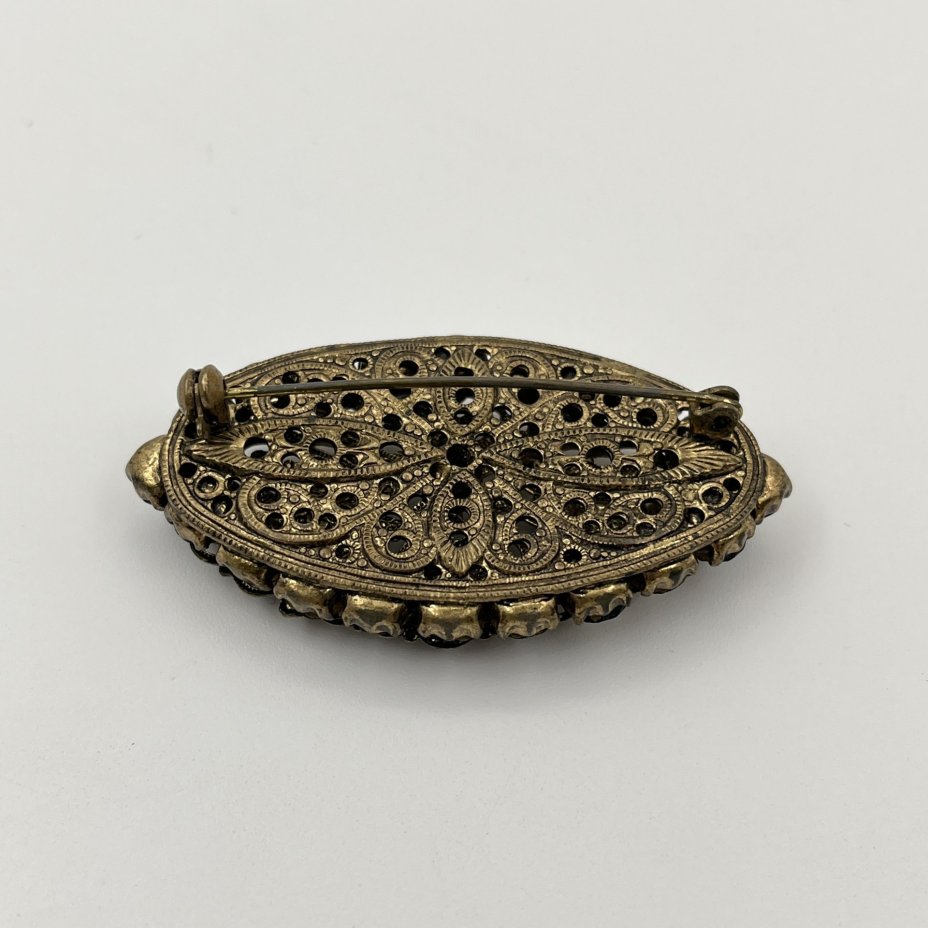 Брошь винтажная овальной формы, со вставками голубого цвета, металл, золочение, стекло, Чехословакия, 1950-1960 гг.