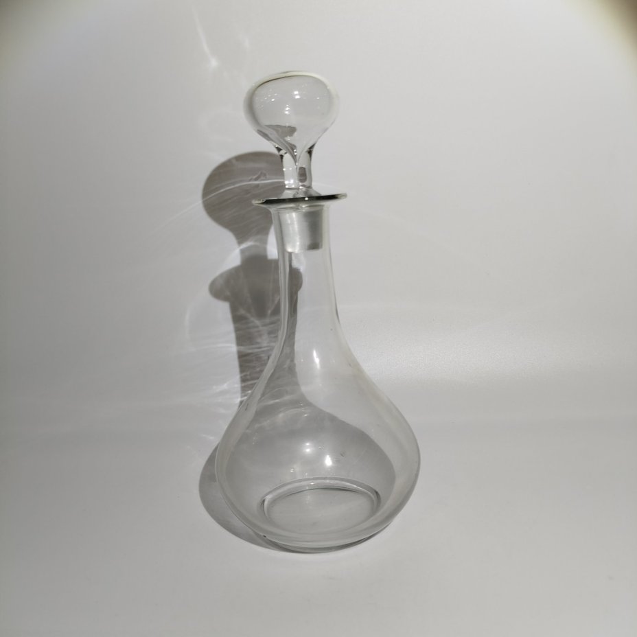 Штоф (графин) с плавно расширяющимся туловом, стекло, Россия, 1900-1930 гг.