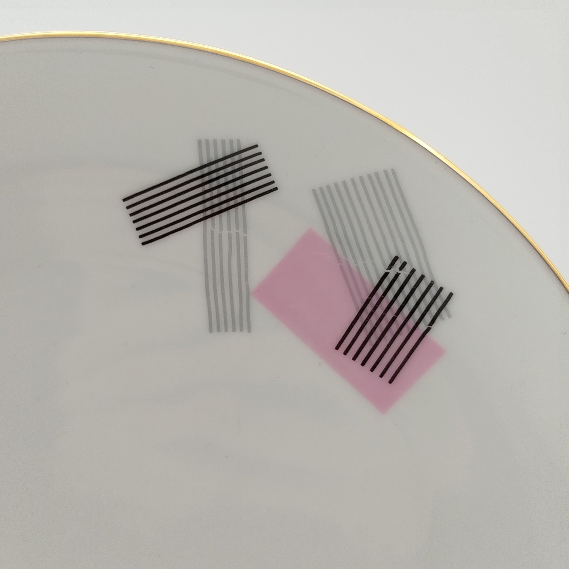 Блюдо с геометрическим декором, Cornelia Loucky Carlsbad, фарфор, деколь, золочение, Чехословакия, 1960-1980 гг.